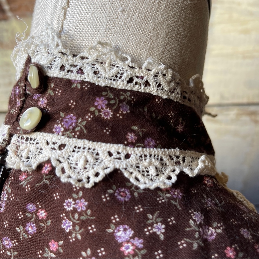 Gunne Sax 1970’s Brown & White Velvet and Lace Floral Print Midi Dress Size 9 - Picture 9 of 12